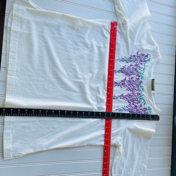 Bob Mackie Size L Cream embroidered top size L - Picture 8 of 10